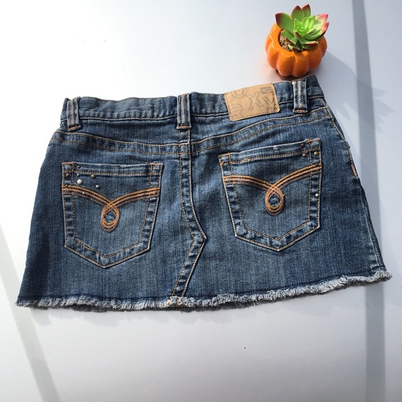 Roxy Jean Skirt size 5 - Picture 2 of 5